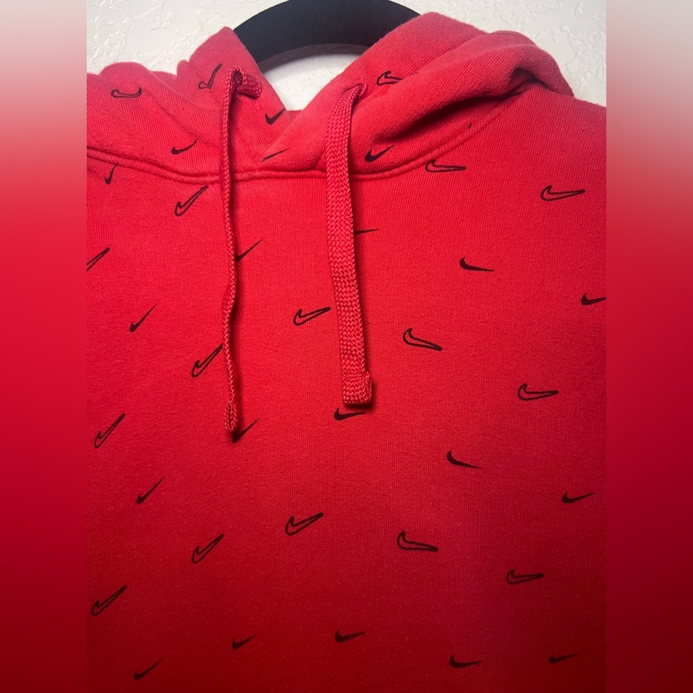 Sweater - Picture 7 of 8